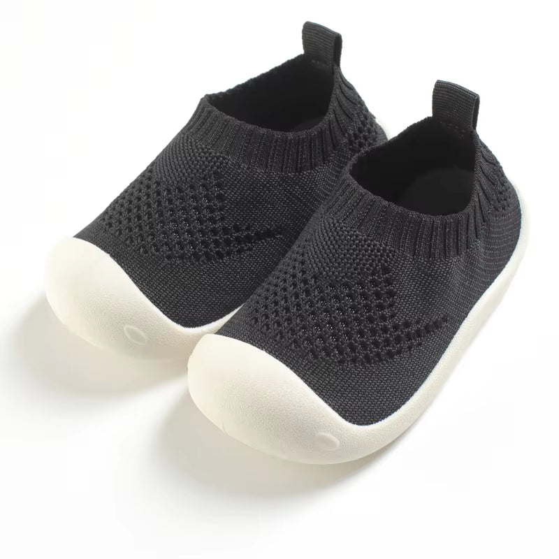 Baby orthopedic shoes