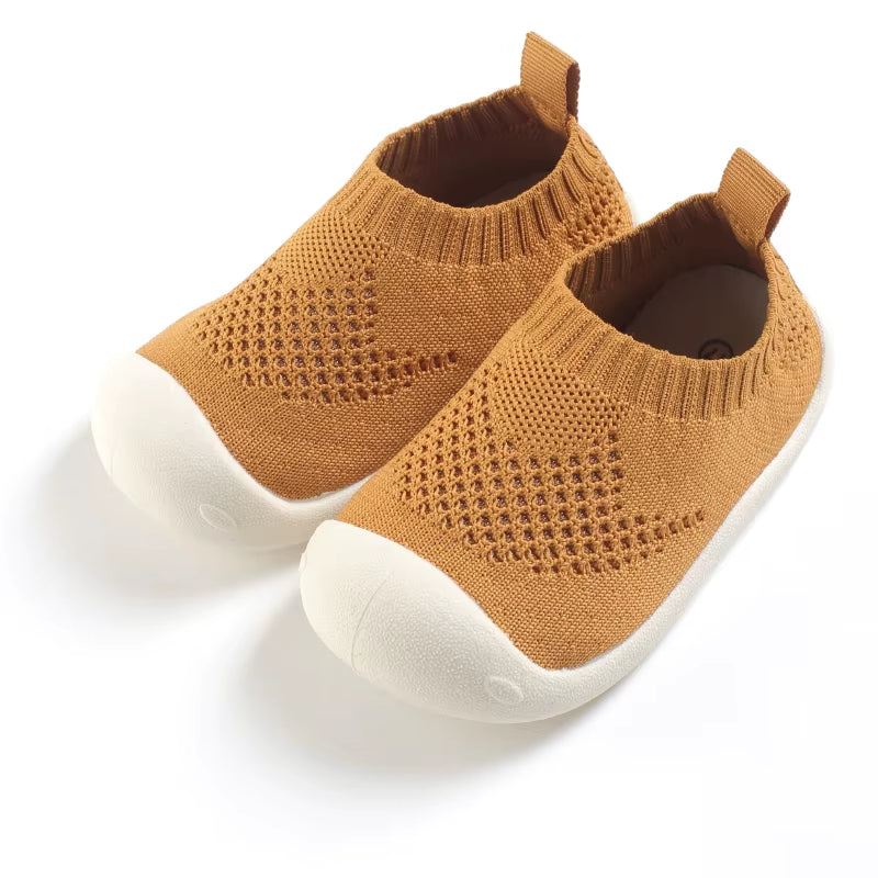 Baby orthopedic shoes